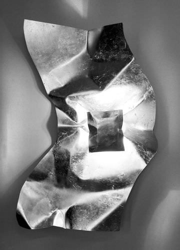 Applique design originale - CRASH - Knikerboker - da interno / in acciaio / LED
