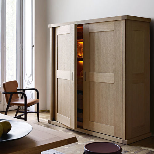 Credenza alta - CONVIVIUM - MAXALTO - contemporanea / impiallacciata in legno / in legno massiccio