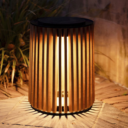 Lampada da pavimento - Maya  - VINCENT SHEPPARD - in alluminio / in teak / contemporanea