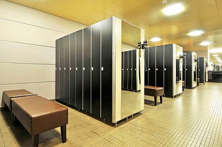 Armadietto spogliatoio in legno - ONE - Foreman Fitness Europe GmbH - per impianto sportivo / per centro benessere / portatile