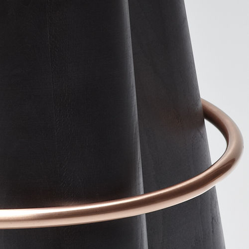 Sgabello design originale - BOLT - LA CHANCE - in legno / in legno massiccio / in faggio
