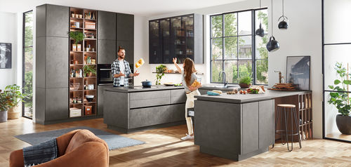 Cucina contemporanea - RIVA 839 - nobilia - in legno / a U / senza maniglie