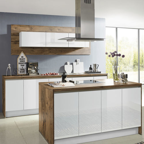 Cucina contemporanea - FOCUS 470 - nobilia - in legno / con isola / senza maniglie