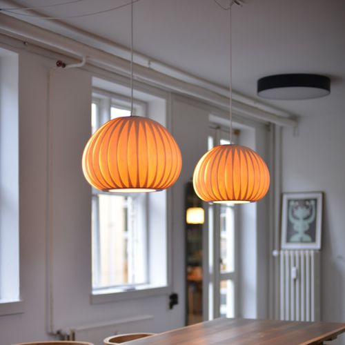 Lampada a sospensione - TR12 - Tom Rossau - in alluminio / in betulla / in plastica
