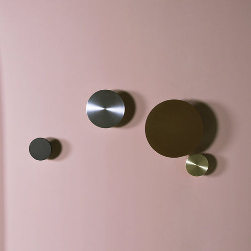 Applique contemporanea - ZENITH - ENO STUDIO - da interno / in metallo / tonda