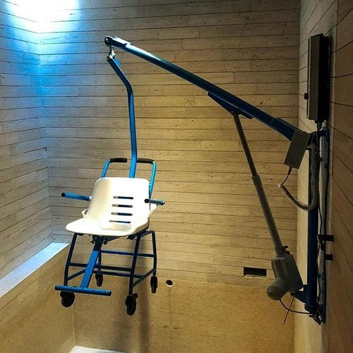 Sollevatore per piscina fisso - F130 - Digi Project - per persone a mobilità ridotta