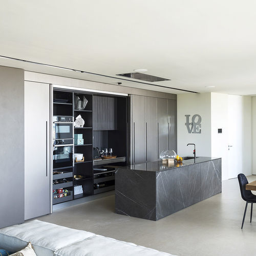 Cucina contemporanea - 202010 - TM Italia - in MDF laccato / in pietra / in melaminico