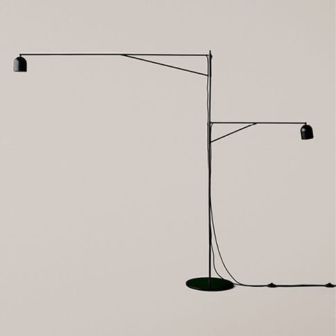 Lampada da terra - AWKWARD LIGHT - karakter - in acciaio / contemporanea / con cavo