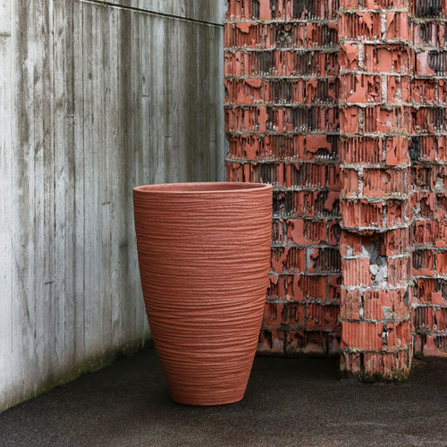 Vaso da giardino in terracotta - DALA - DOMANI - rotondo / per uso residenziale / grigio