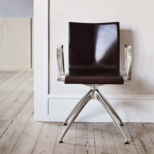 Sedia visitatore contemporanea - XL 136 - Engelbrechts - da interno / in pelle / in alluminio