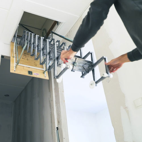 Scala retrattile per botola da tetto - Staka - pieghevole / in alluminio / in legno