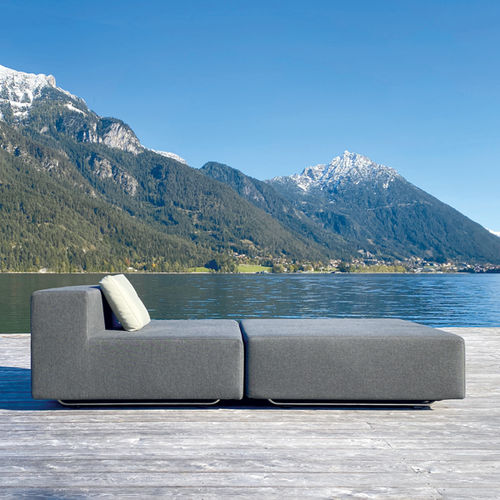 Ottomana contemporanea - LOOP - april furniture - in Sunbrella® / quadrata / impermeabile