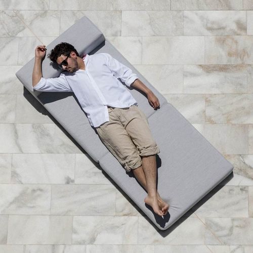 Lettino prendisole contemporaneo - LOOPSTER - april furniture - idrorepellente / da giardino / per piscina