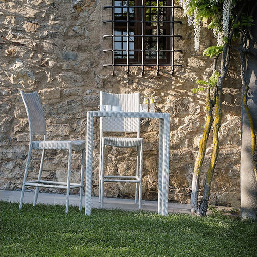 Sedia alta contemporanea - Tonga - Il Giardino di Legno - da esterno / in PVC / con supporto in alluminio