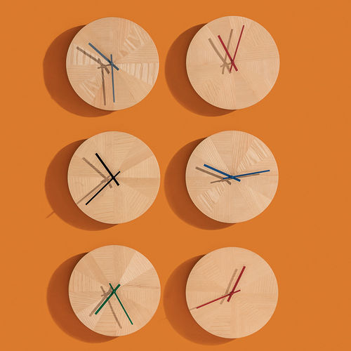 Orologio contemporaneo - PIECES OF TIME - DISCIPLINE - a muro / analogico / in MDF