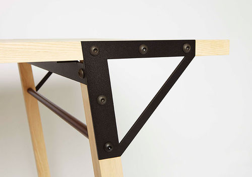 Tavolo contemporaneo - T1 - FRAMA - in legno / in acciaio