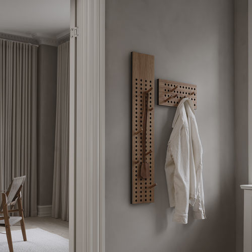 Appendiabiti a muro - Scoreboard  - WEDOWOOD - contemporaneo / in rovere / in bambù