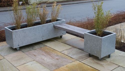 Fioriera in acciaio galvanizzato - THORS DESIGN - rettangolare / con panchina integrata / contemporanea