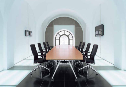 Tavolo da riunione contemporaneo - SUMMA - König Neurath - in MDF / rettangolare / pieghevole