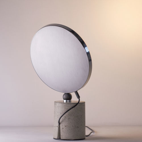 Lampada da tavolo - AVVENI - Sattler GmbH - da pavimento / in alluminio / in calcestruzzo