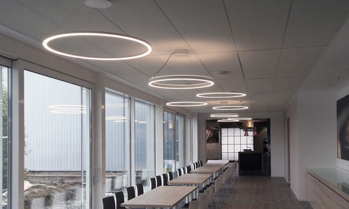 Lampada a sospensione - DOPPIO - Sattler GmbH - in alluminio / in vetro acrilico / contemporanea