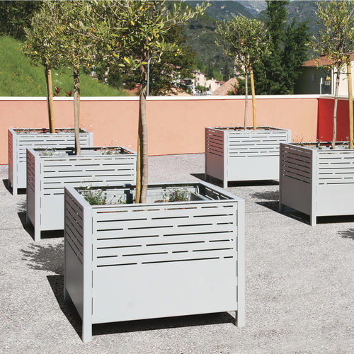 Fioriera in acciaio galvanizzato - PANORAMIC - ACCENTURBA - in acciaio termolaccato / quadrata / contemporanea