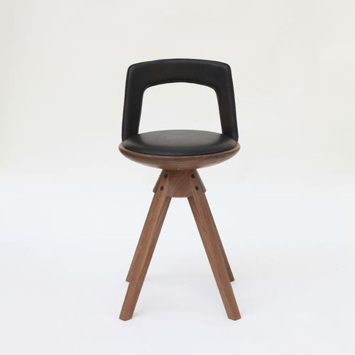 Sedia alta design scandinavo - House of Finn Juhl – Onecollection - da interno / in pelle / con supporto in frassino