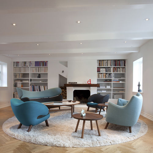 Tavolo d'appoggio design scandinavo - PELICAN - House of Finn Juhl – Onecollection - in legno / rotondo / per uso residenziale