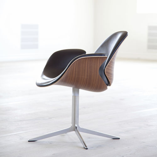 Poltrona design scandinavo - COUNCIL - House of Finn Juhl – Onecollection - in pelle / in tessuto / in rovere