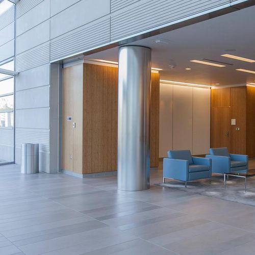 Rivestimento per colonna - FORMS+SURFACES