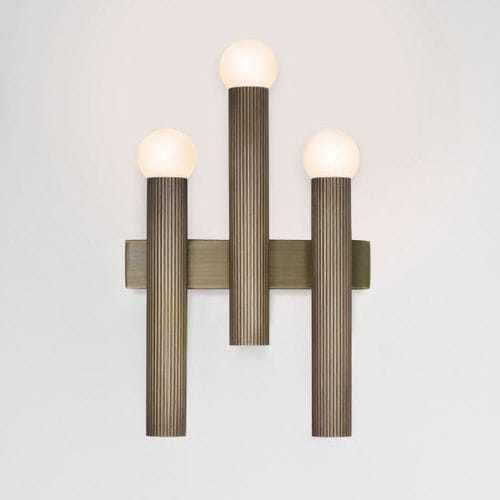 Applique contemporanea - TRIPTYQUE - cto lighting - da interno / in ottone lucidato / in vetro opalescente