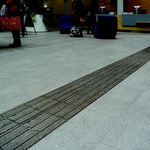 Piastrella podotattile in gres porcellanato - AUTONOMY - MARAZZI
