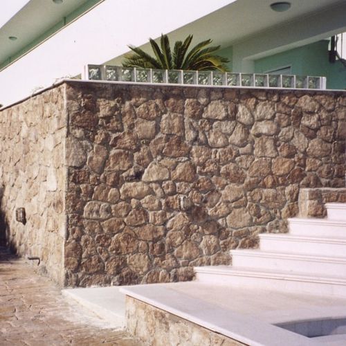 Paramento in calcestruzzo - CLASSIC : FIELDSTONE EARTH - Mathios SA - per esterni / indoor / liscio
