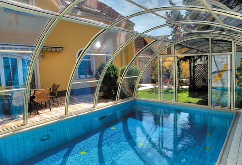 Copertura per piscina alta - CREATIVE - Aquacomet Kft. - a parete / scorrevole / in acciaio inossidabile
