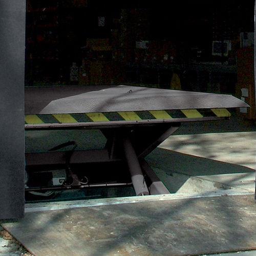 Piattaforma elevatrice da lavoro - KOPRON - per edificio / per uso industriale / da interno