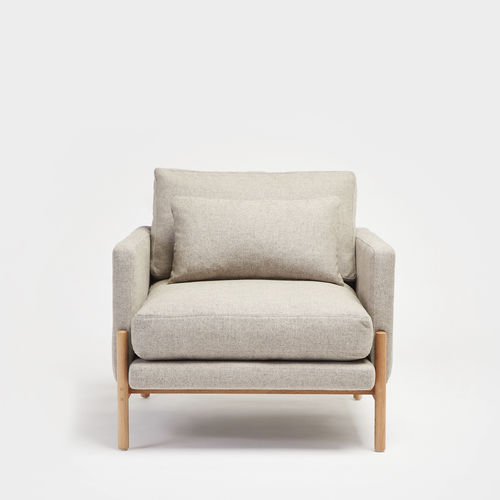 Poltrona contemporanea - Another - ANOTHER COUNTRY - in lana / in rovere / con cuscino rimovibile