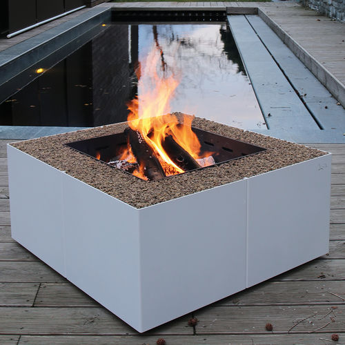 Braciere da giardino a legna - Dado - Ak47 Design - in acciaio con rivestimento a polvere / quadrato / bianco