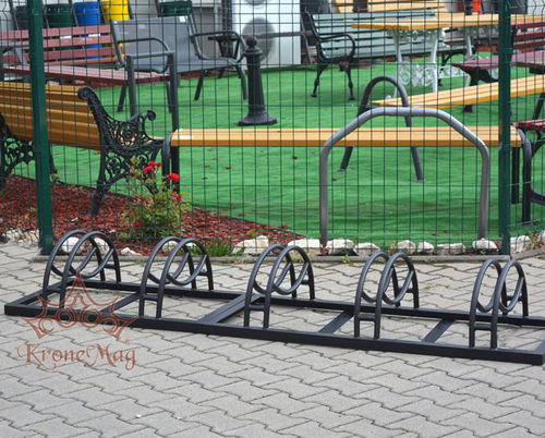 Rastrelliera per biciclette a pavimento - BIKE-5.S - KRONEMAG MILLENIUM srl - per spazi pubblici / per zone urbane / per parcheggio