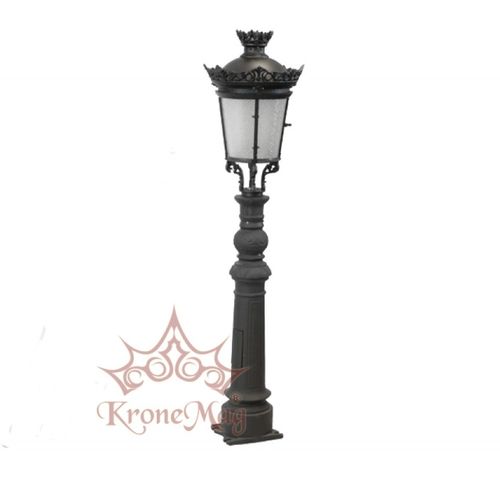 Lampioncino da giardino - SI-VILLA.PALASIO - KRONEMAG MILLENIUM srl - in stile / in ghisa