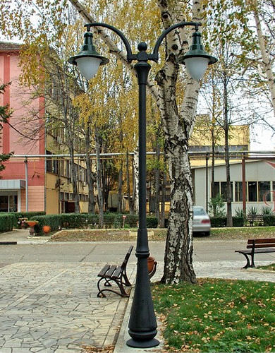 Lampione urbano - P-K2 - KRONEMAG MILLENIUM srl - classico / in ghisa / altre sorgenti luminose