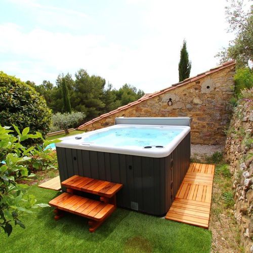 Spa fuoriterra - L5 - Clairazur - quadrata / 5 posti / da esterno
