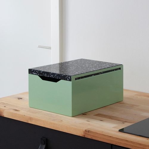 Contenitori portaoggetti in rovere - BREAD BOX - MYKILOS - in acciaio con rivestimento a polvere / in polietilene / con coperchio