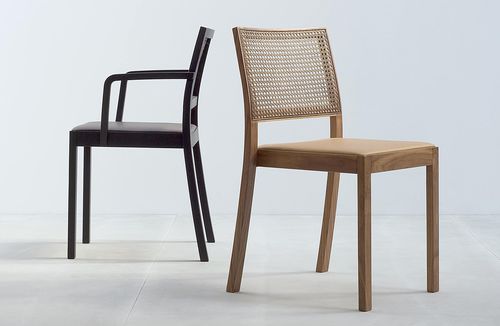 Sedia visitatore contemporanea - ST3N GRITSCH - HUSSL - in legno / contract / con braccioli