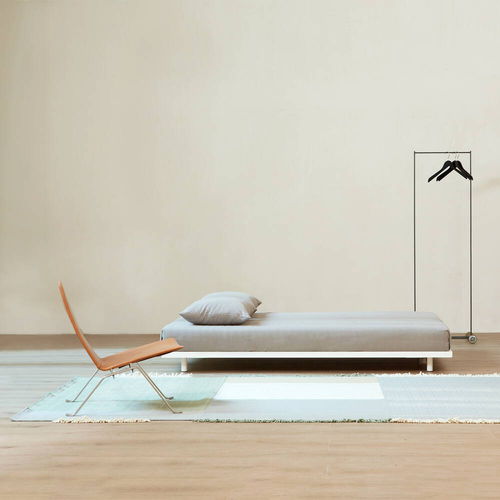 Letto matrimoniale - BASIC - Atelier Alinea - contemporaneo / in compensato / impiallacciato in legno