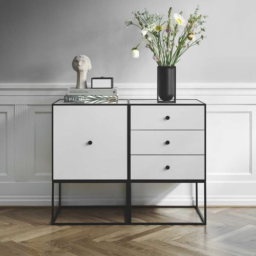 Credenza con piedi alti - FRAME 49 - by Lassen - design scandinavo / impiallacciata in legno / in metallo