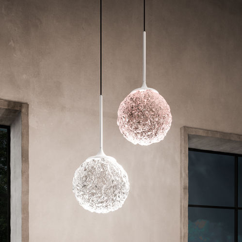 Lampada a sospensione - CRISTALGLOB - iconeluce.com - in alluminio verniciato / in vetro soffiato / in cristallo