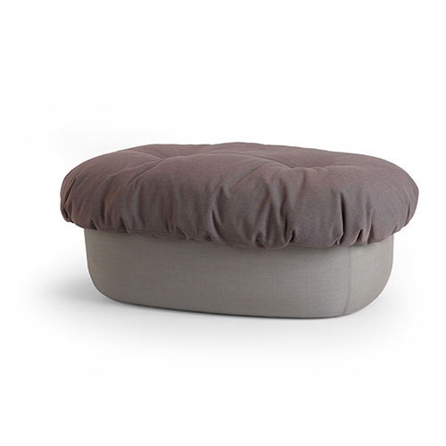 Ottomana contemporanea - SOUFFLÉ - OFFECCT - in tessuto / in pelle / in legno