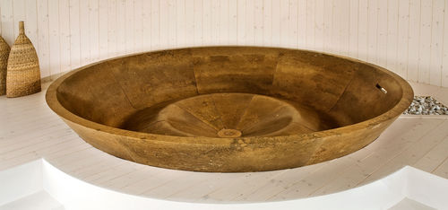 Piscina da esterno - CONCA - Vaselli Marmi - da interno / fuoriterra / in pietra