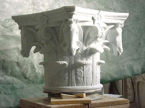 Capitello - Leonardo Caminetti GmbH