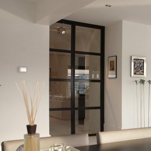 Porta da interno - TRANSPARENCY : DESIGN LACK LONDON - Bod'or KTM - in legno / scorrevole / a bilico